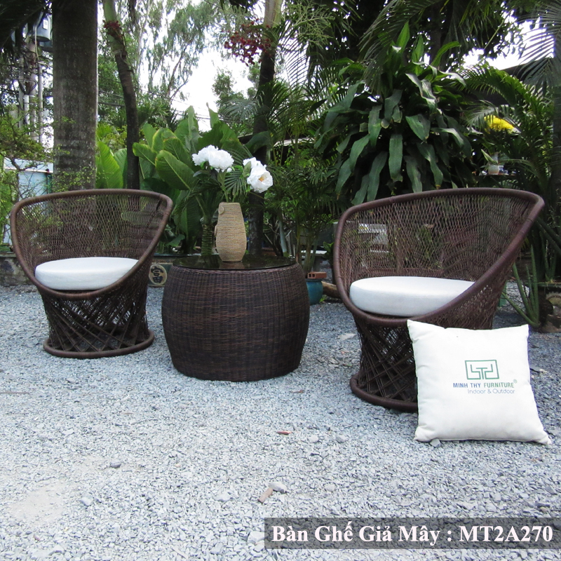 Ghế giả mây đẹp góp phần thành công cho quán cafe 3 Bàn ghế nhựa giả mây MT 2A270